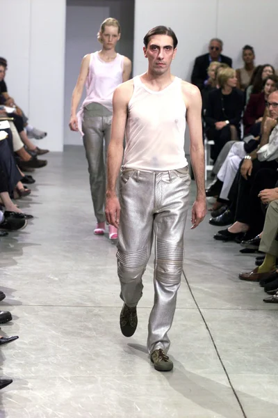 Look 40